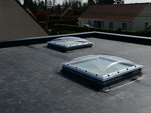 Rubber Roof Repair Service1